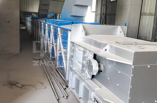 箱式皮帶輸送機(jī)