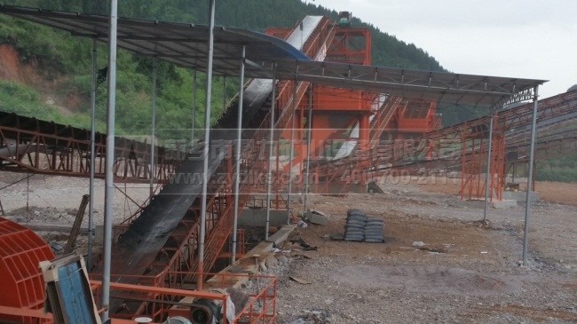 山東破碎機(jī)工作時(shí)產(chǎn)生粉塵怎么處理?