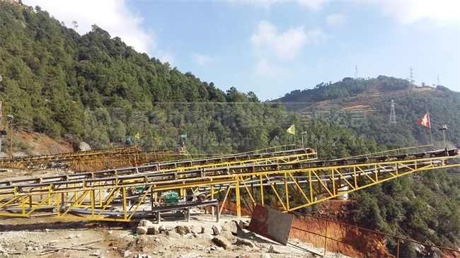 礦石資源的合理利用是通過(guò)制砂機(jī)械實(shí)現(xiàn)的