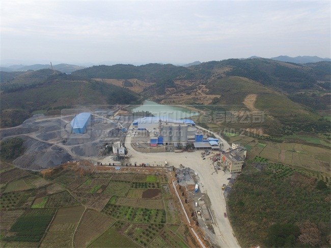 碎石機生產(chǎn)線生產(chǎn)現(xiàn)場