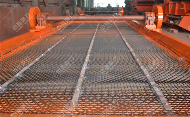 直線振動篩張緊度對設備效率的影響