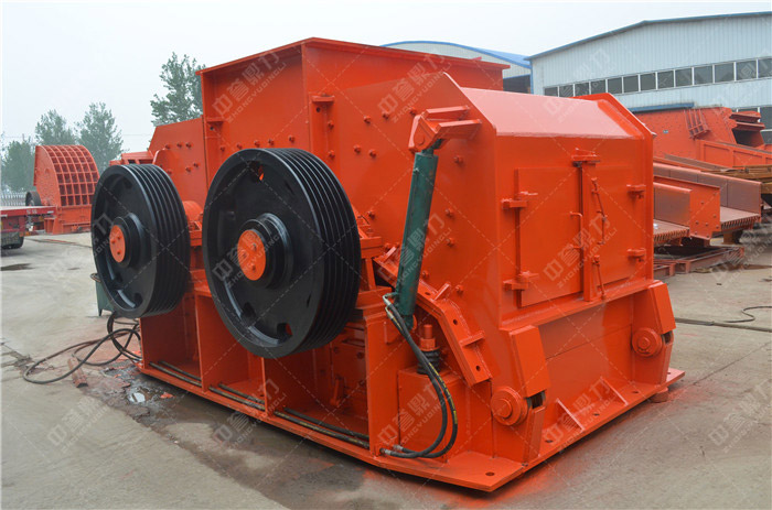 小型鵝卵石制砂機(jī)設(shè)備價格