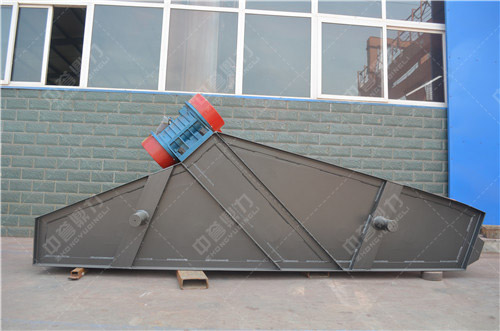 石料生產(chǎn)線篩分振動(dòng)篩介紹