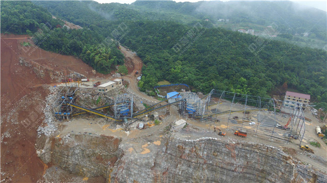 輝綠巖生產線的粉碎和制砂設備是什么?