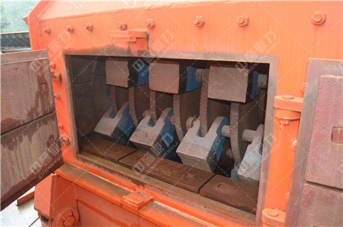 錘式破碎機設備4種易損件的修理