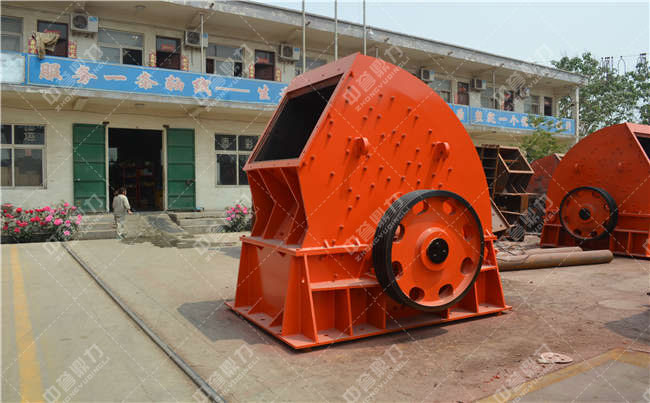 重錘式破碎機(jī)