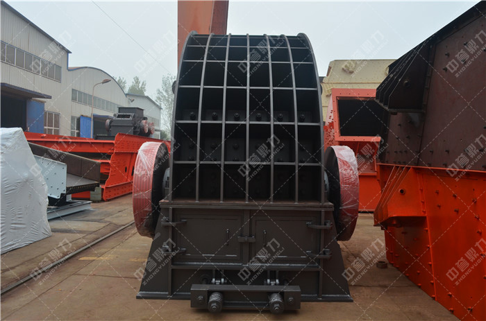 環(huán)保錘式破碎機(jī)設(shè)備